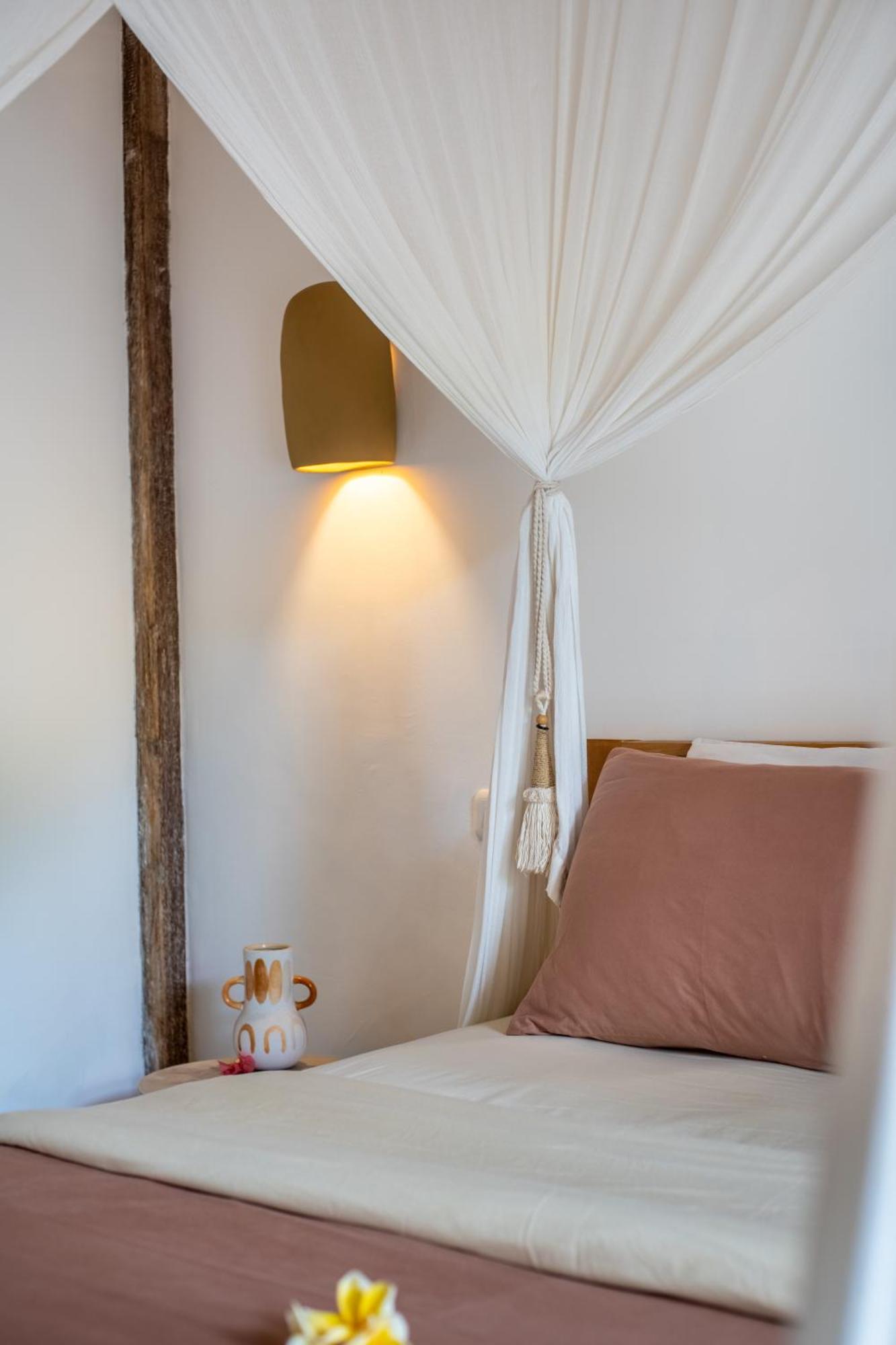 Akasia Villas Νησιά Γκίλι Εξωτερικό φωτογραφία